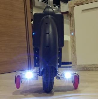Svetlá predné 2x LED na Airwheel