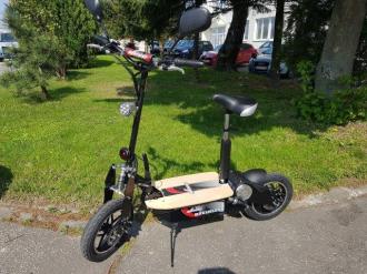 Elektrická kolobežka 30 14" 2000W 60km/h ∞55km lead DES09-A3