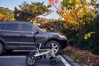 Elektrický invalidný vozík Airwheel H3T Diaľkovo ovládaný až na 20m 30 kg